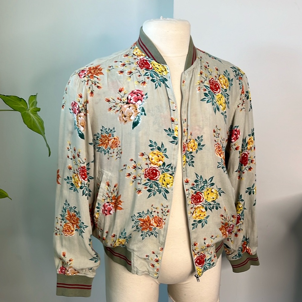 Raga Man Floral Jacket size medium